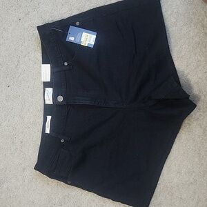 Universal Treads Black Jean Shorts